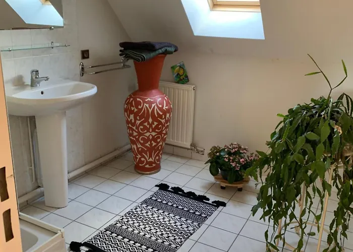 à Louer Quarto em Acomodações Particulares *